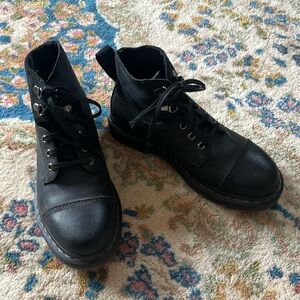 Dr. Martens Chelston Boots 39EU / 8 US L / 7 USM